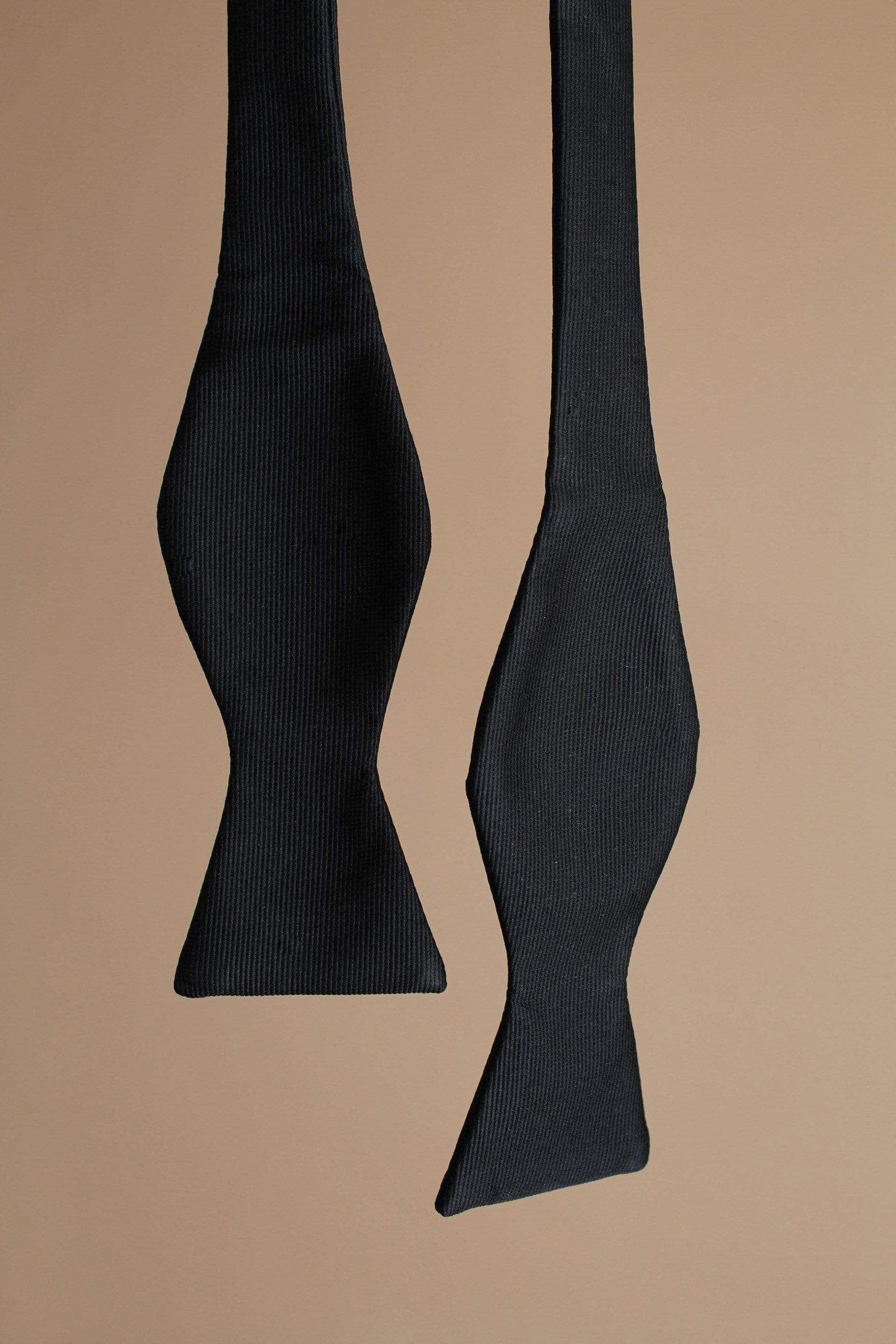 Classic Formal Bowtie - Image 25