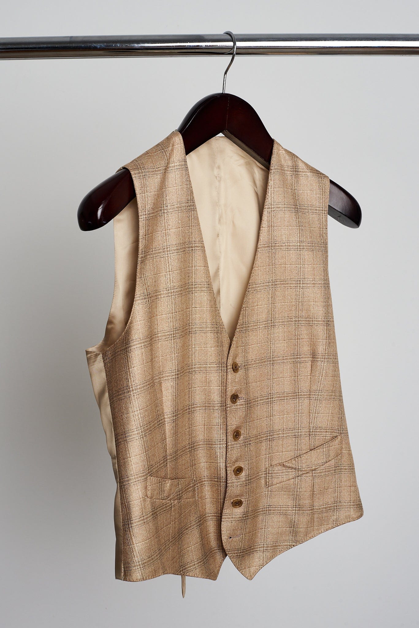 Bamboo Suit - Image 28
