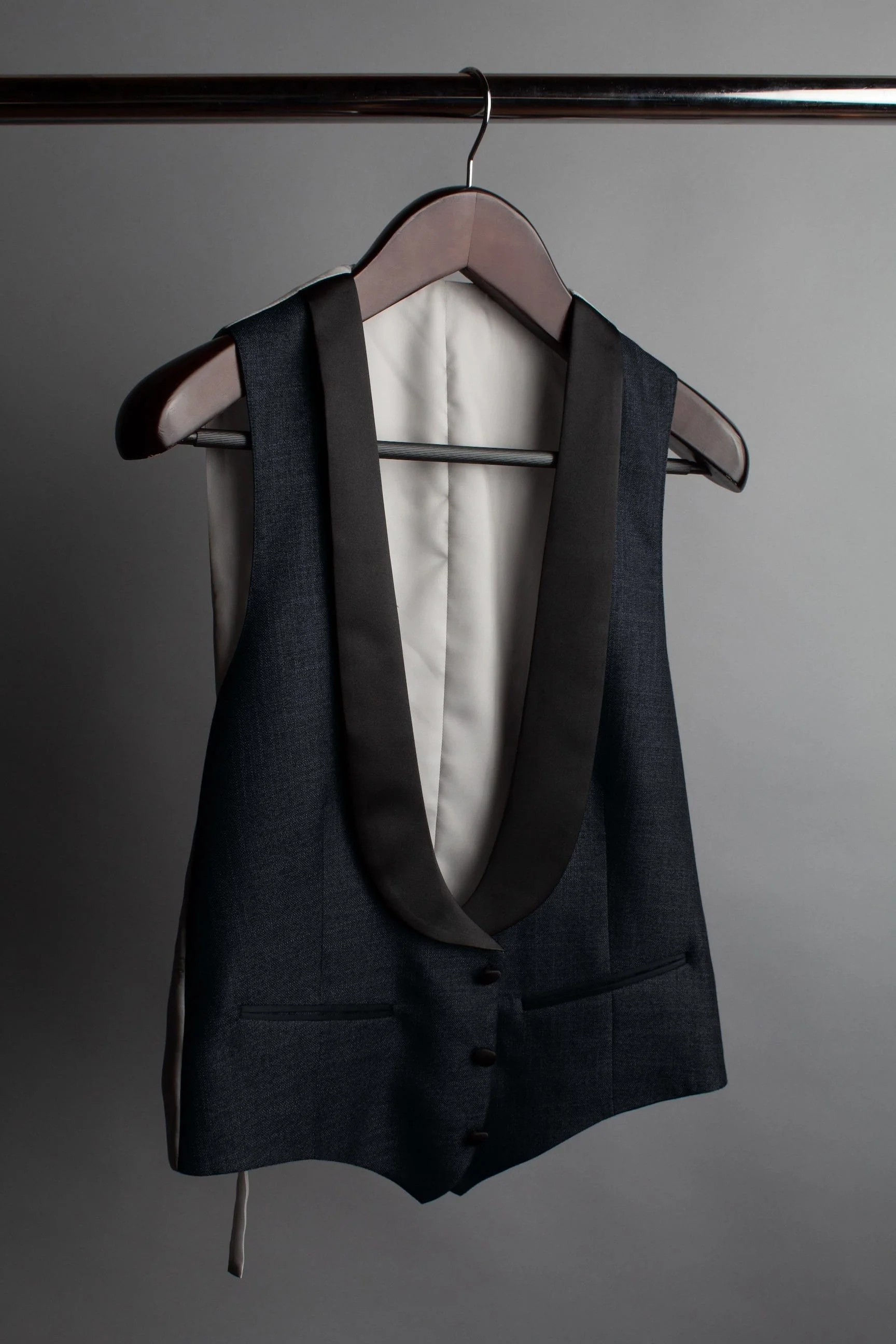 Bamboo Tuxedo - Image 17
