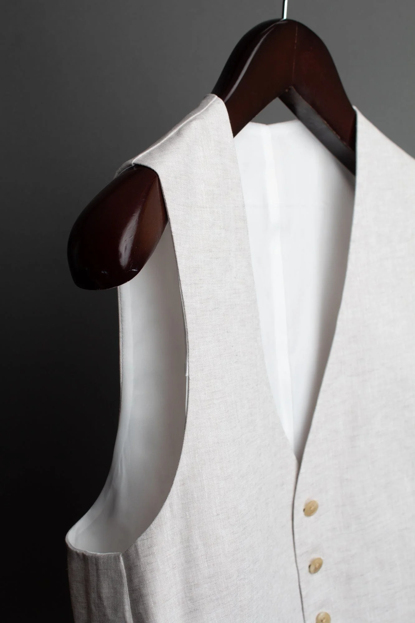 Linen Suit - Image 30