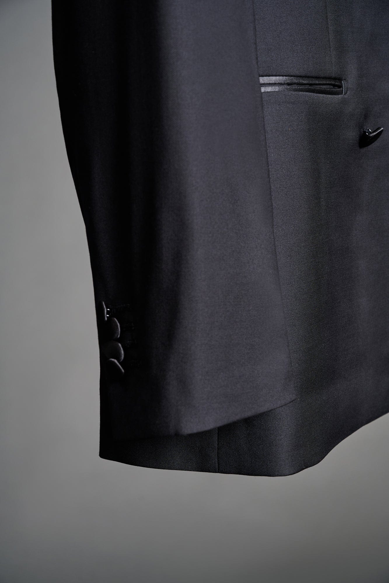 Loro Piana 4-Season Tuxedo - Image 5
