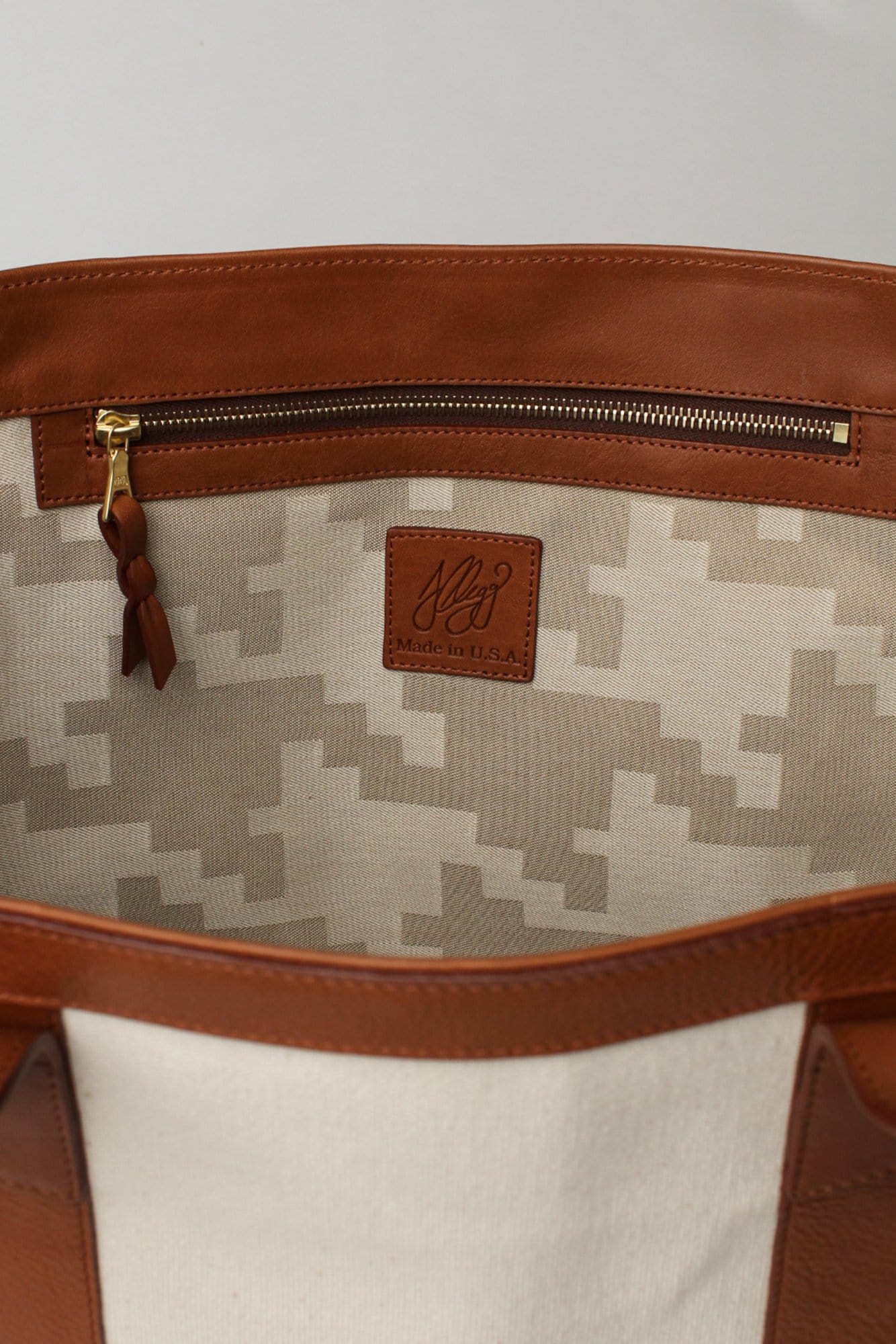 AOS x Frank Clegg Canvas Tote Bag - Image 4