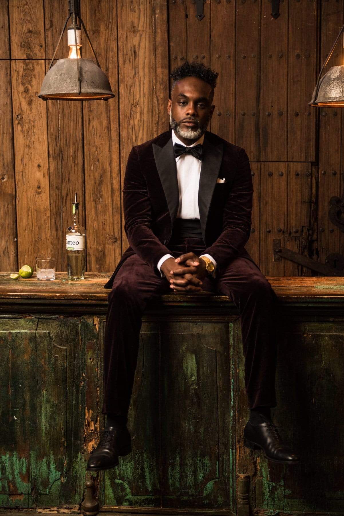 Velvet Tuxedo - Image 20