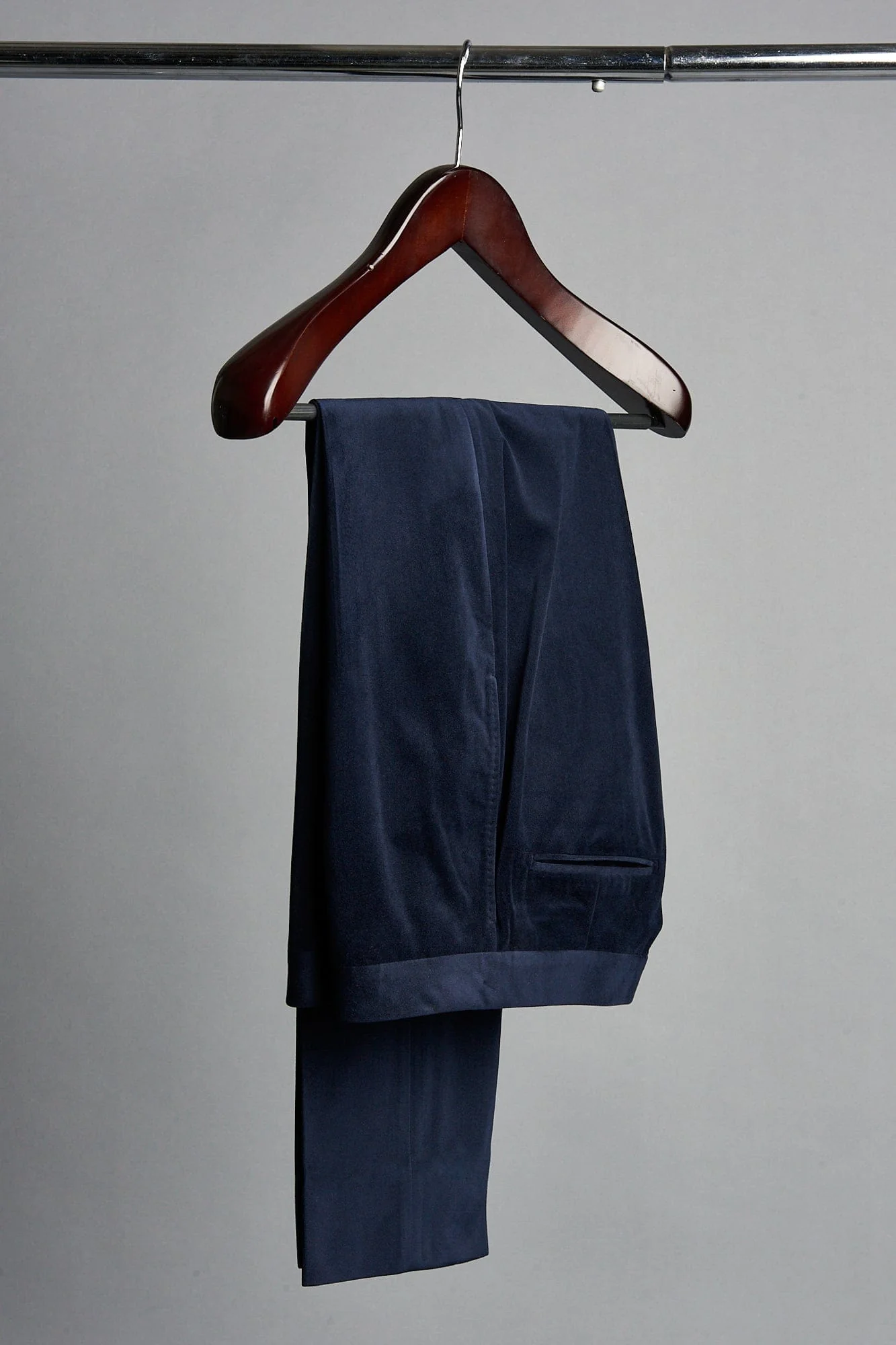 Velvet Tuxedo - Image 9