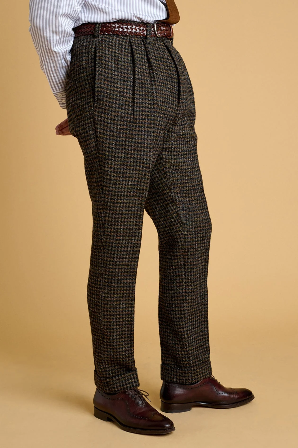 Harris Tweed Suit - Image 35