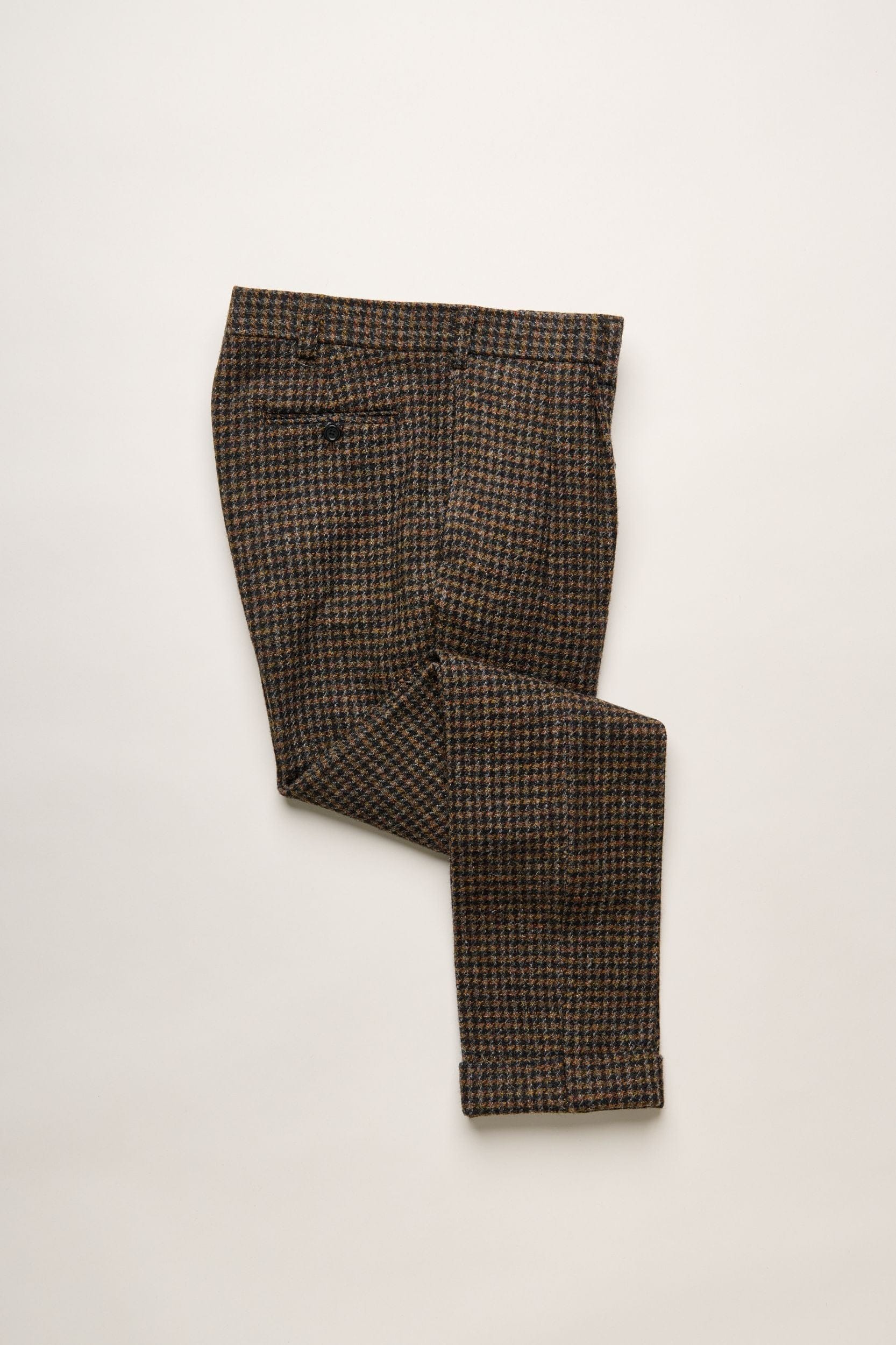 Harris Tweed Suit - Image 38