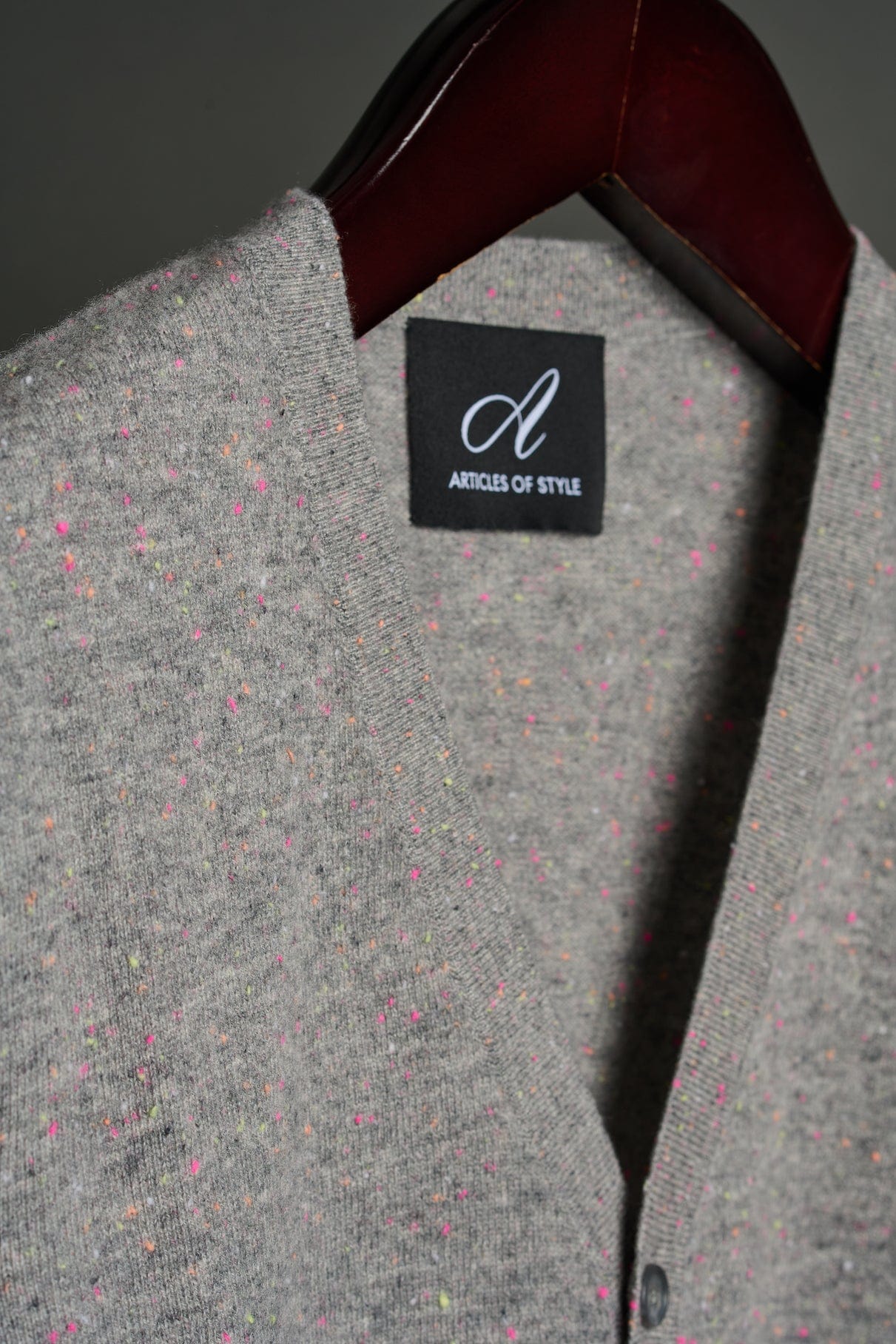 Made-to-Measure Cashmere Cardigan Sweater - Image 8