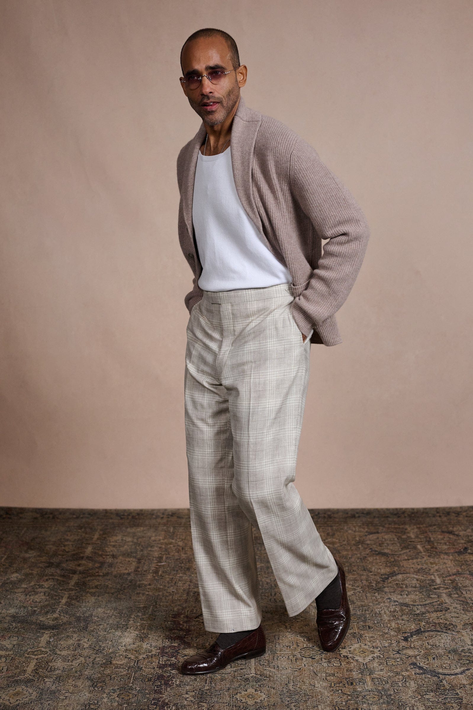 Made-to-Measure Cashmere Shawl Cardigan Sweater - Image 14