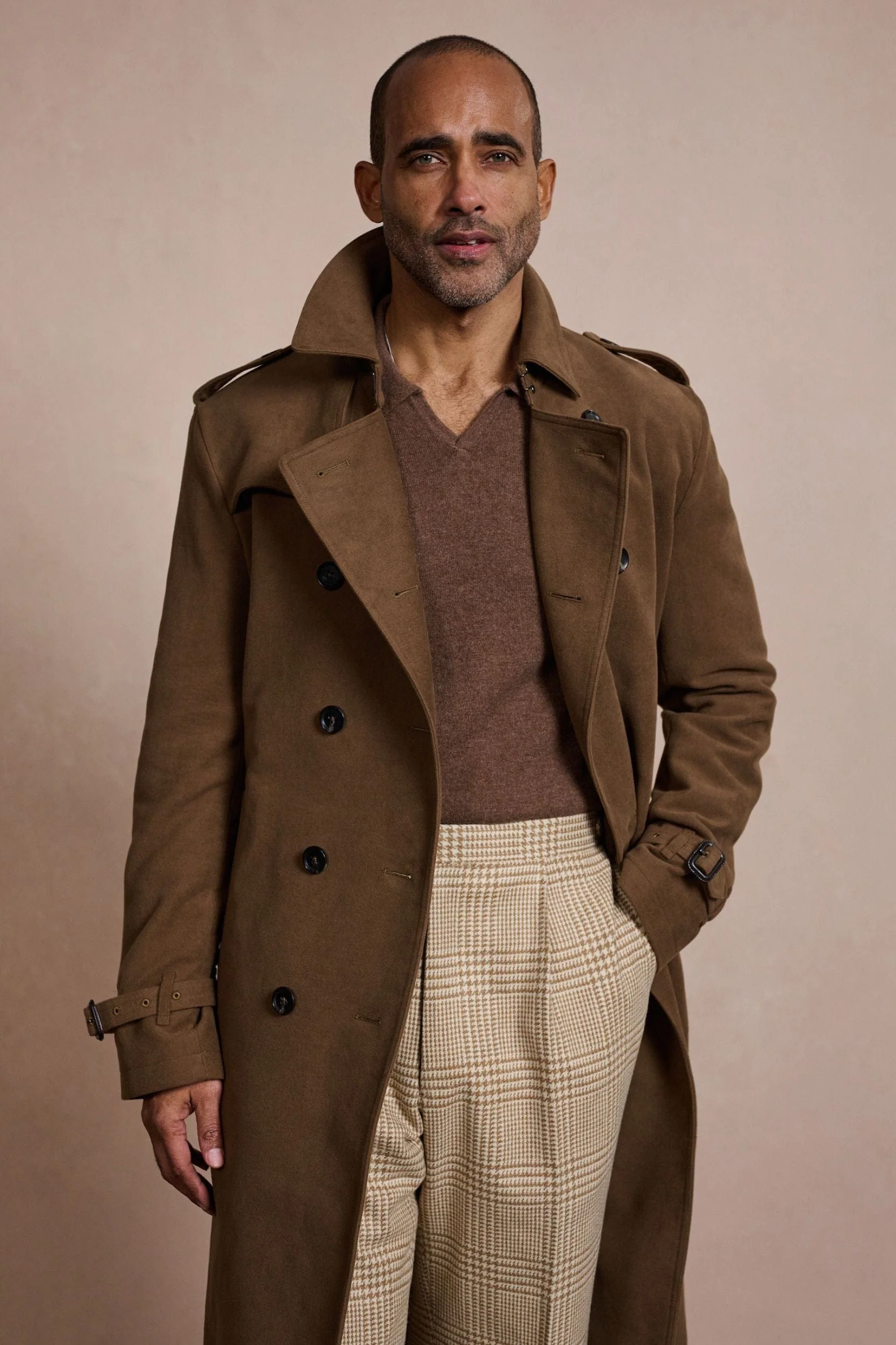 Made-to-Measure Wool & Cashmere V-Neck Polo - Image 5