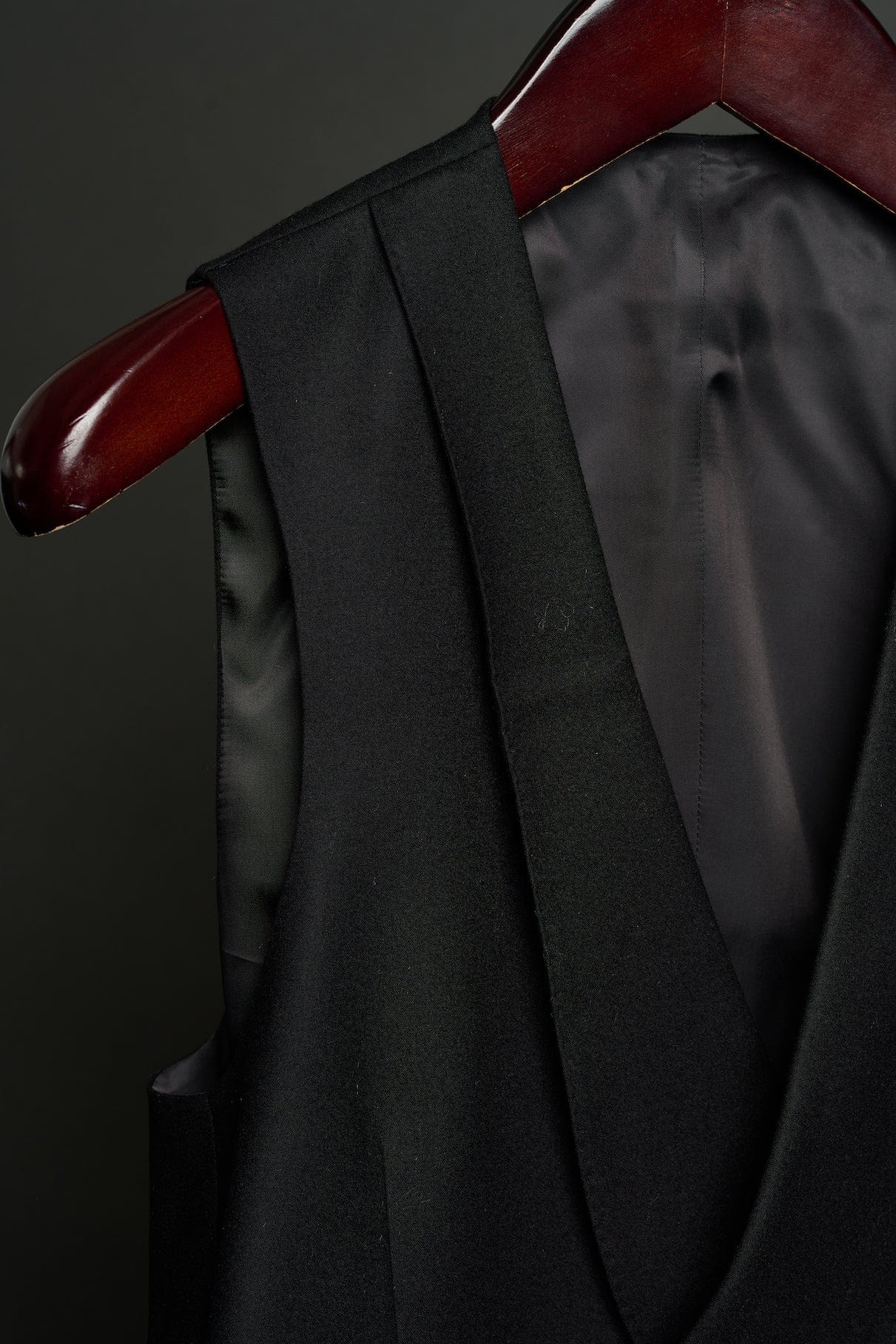 Stretch Cashmere Suit - Image 15