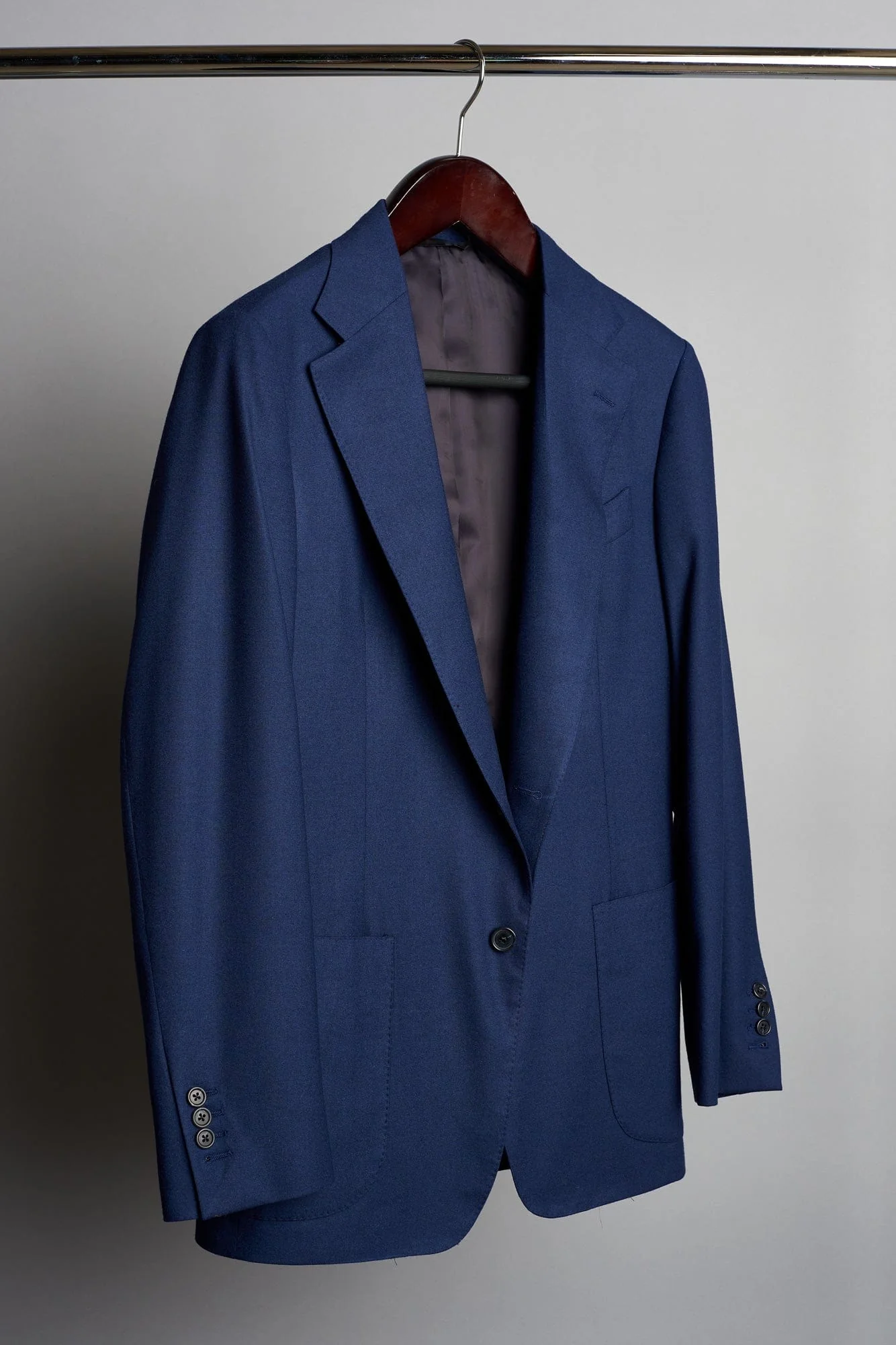 Stretch Cashmere Suit - Image 16