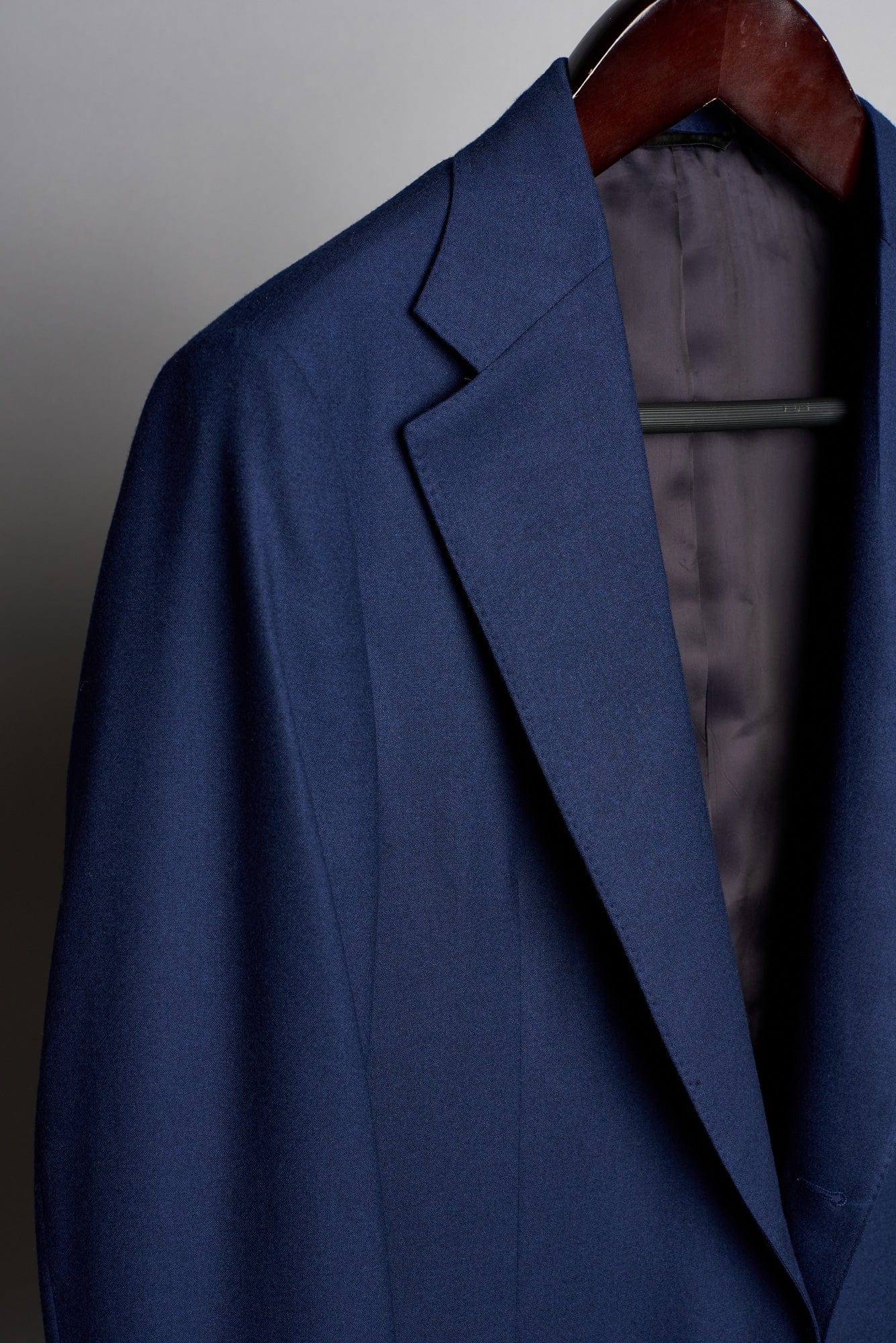Stretch Cashmere Suit - Image 17