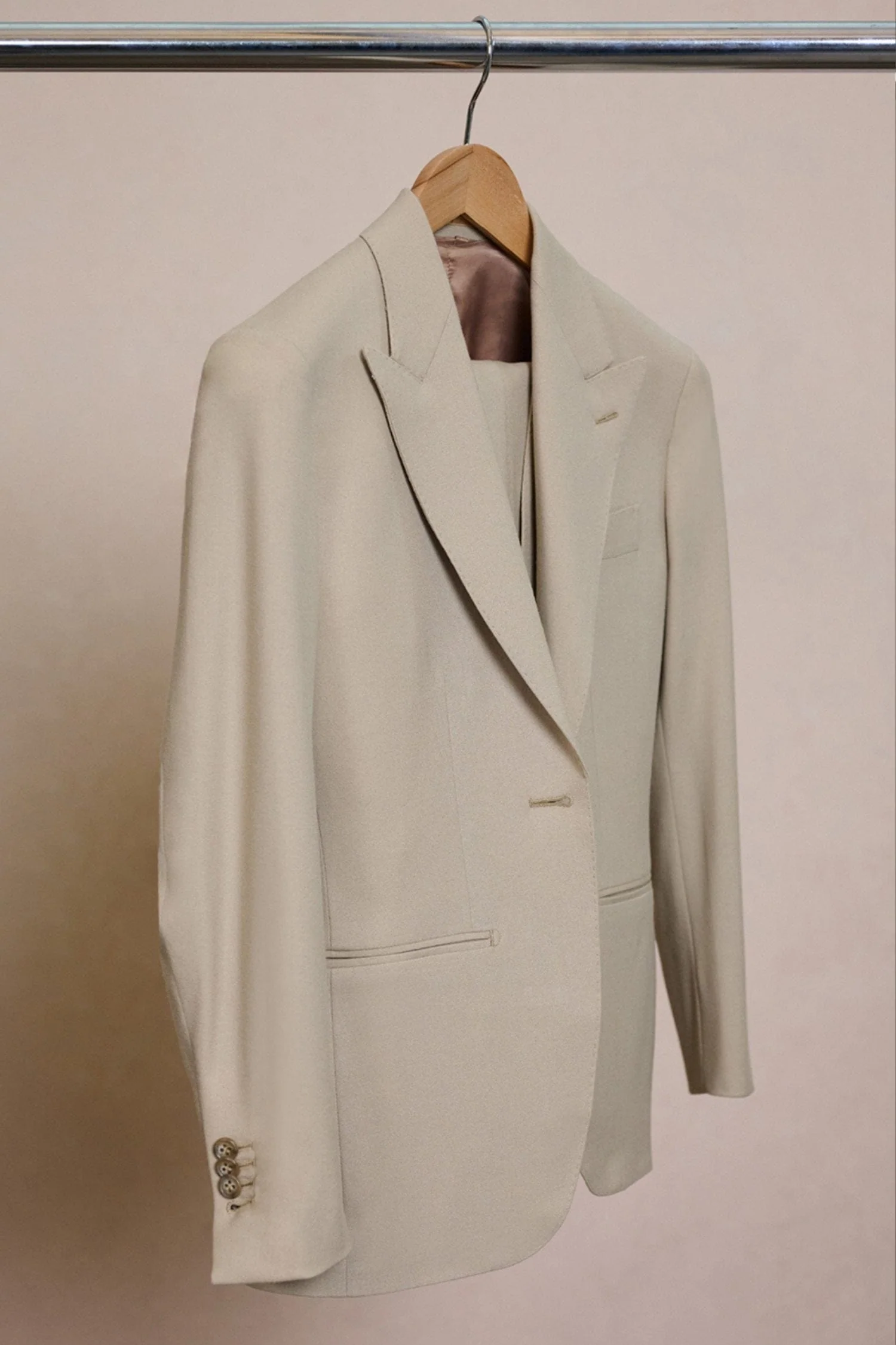 Stretch Cashmere Suit - Image 5
